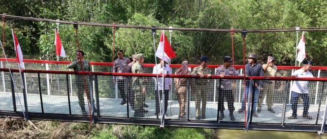 
					Jembatan Perintis Garuda Merah Putih di Rembang Permudah Aktivitas Warga Perbatasan