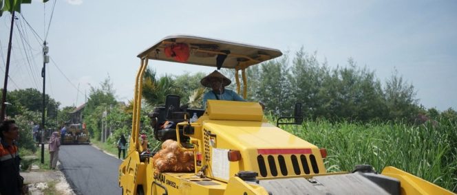 
					Pemkab Rembang Tangani 11 Ruas Jalan hingga April 2026, Fokus Jaga Konektivitas Wilayah
