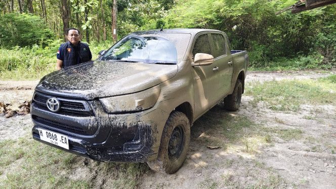 
					Jalan Alur Hutan Rusak Parah, KPH Mantingan Keluhkan Hambatan Operasional dan Ajak Masyarakat Merawat Bersama