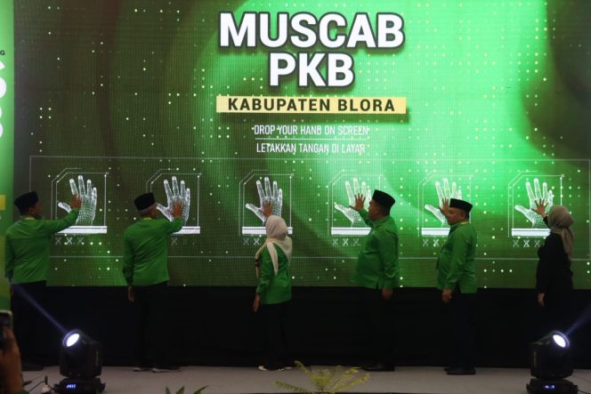 
					PKB Muscab, Bupati Arief Rohman Soroti Pertumbuhan Ekonomi Blora Capai 5,34 Persen