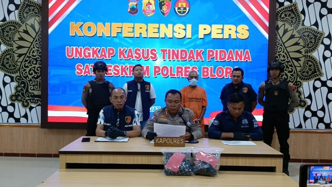 
					Kakek 82 Tahun di Blora Diciduk Polisi karena Cabuli Anak Tetangga Usia 12 Tahun