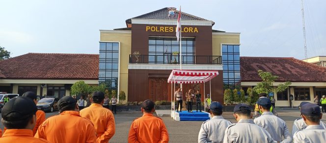 
					Amankan Mudik Lebaran 2026, Polres Blora Siagakan Ratusan Personel Gabungan dalam Apel Gelar Pasukan Ketupat Candi