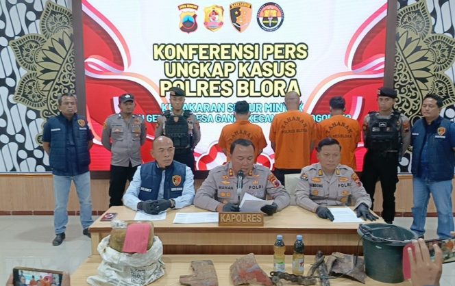
					Polres Blora Tetapkan Tiga Tersangka Kasus Ledakan Sumur Minyak Ilegal di Bogorejo