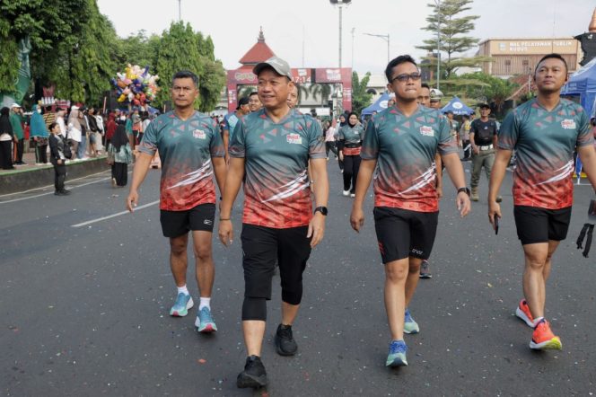 
					Muria Fun Run 5K Meriahkan Hardiknas 2026 di Kudus, Ribuan Peserta Ikut Ambil Bagian