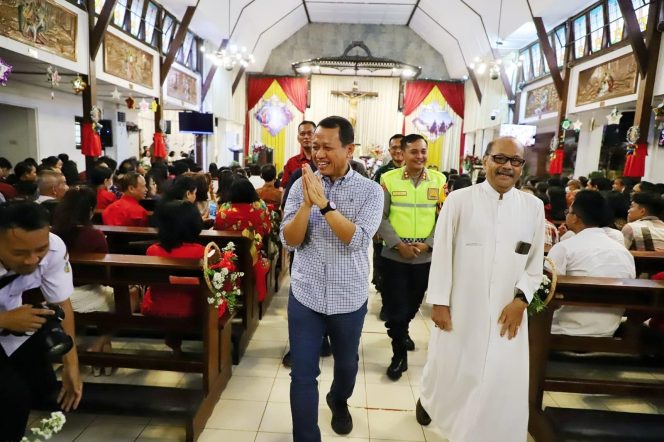 
					Bupati Kudus Bersama Forkopimda Patroli Malam Natal, Pastikan Ibadah Berjalan Aman dan Nyaman